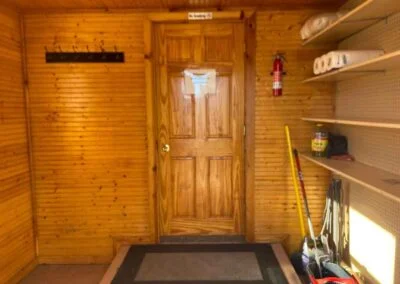 Deer Dwelling Lodge 11